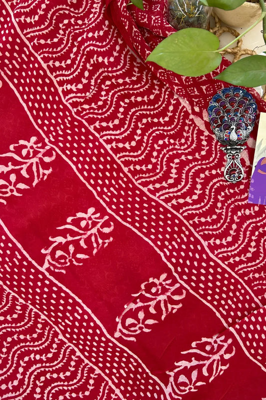 Roohi Crimson Chiffon Saree