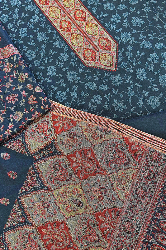 Zar-e-Neel Woollen Suit